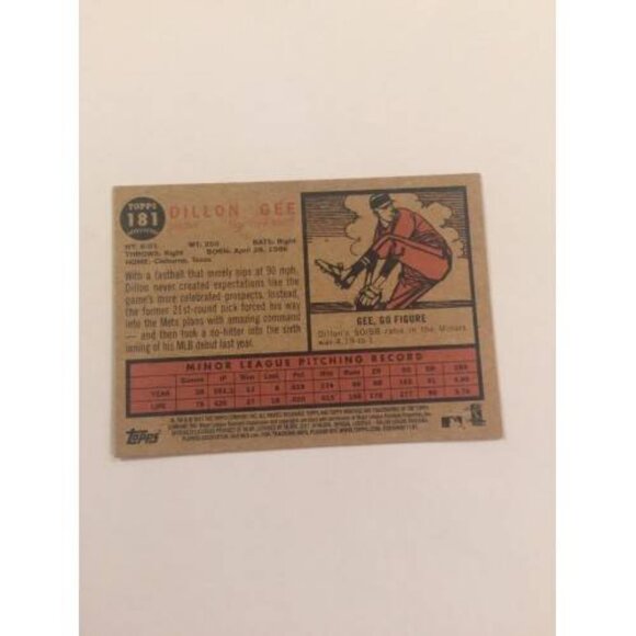 2011 Topps Heritage Dillon Gee Mets IP Autographed #181 (025) - Picture 2 of 2